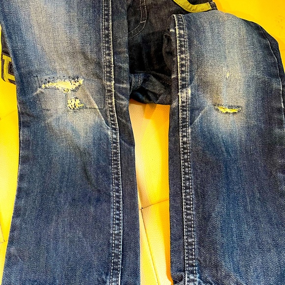 TOMMY HILFIGER Boy’s Jeans - Picture 2 of 3